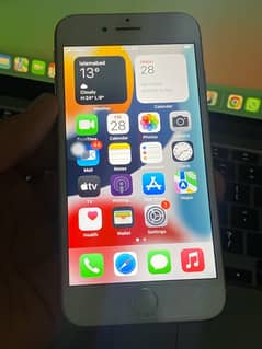 iPhone 7 - 32GB - Sim Working