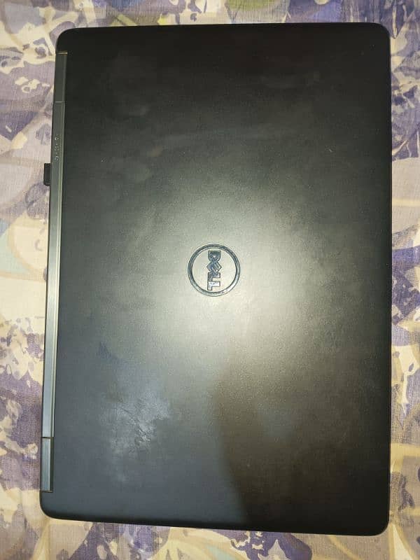 DELL Latitude E7250 | 8 GB ram 128 GB SSD | 9/10 Condition 1