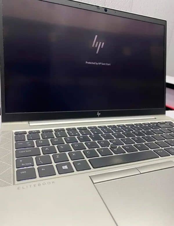 HP elite book 840 G7 / i5-10th generation/ 16gb ram / 512gb ssd 12