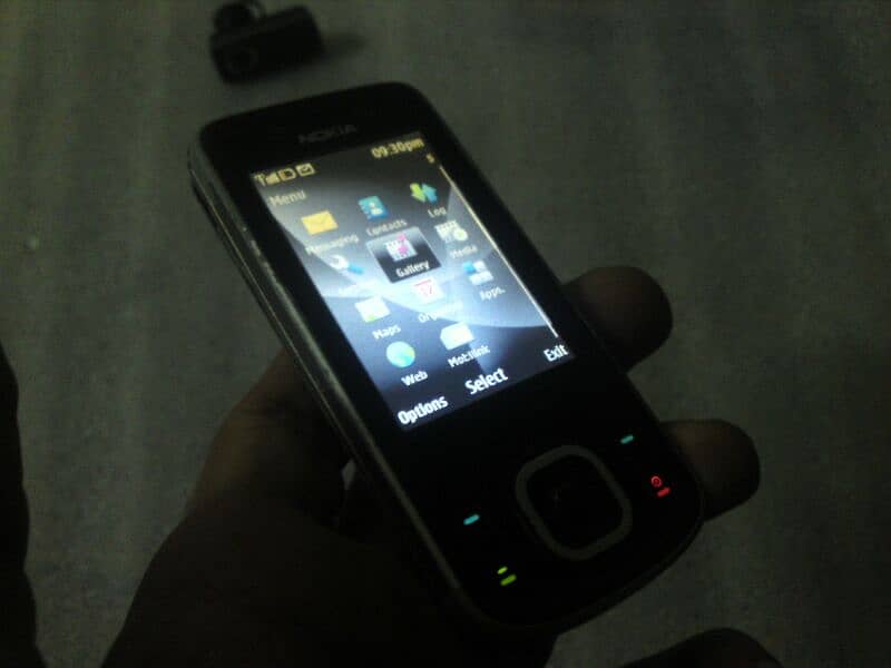 Nokia 6260 s.   navigator 9