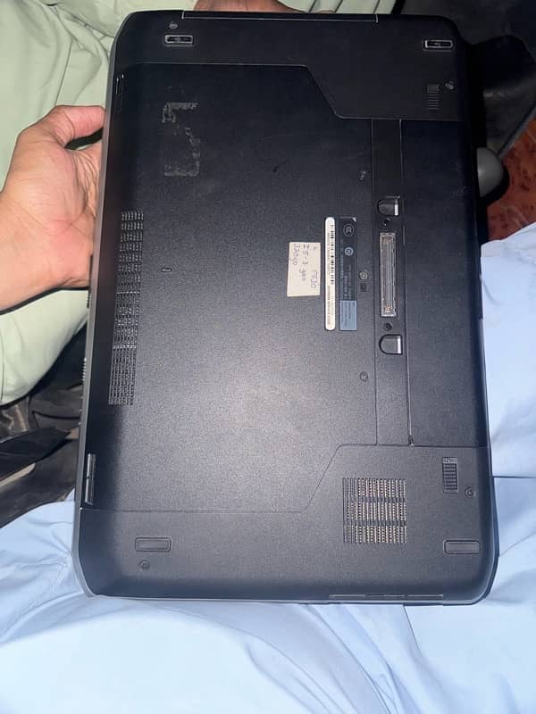 dell Laptop Core i5 3rd generation 4gb ram ram 320gb rom 3