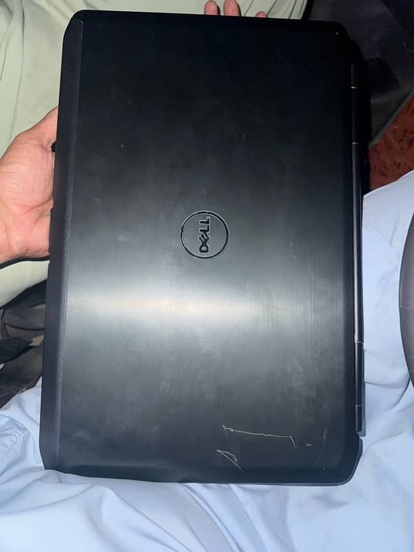 dell Laptop Core i5 3rd generation 4gb ram ram 320gb rom 5