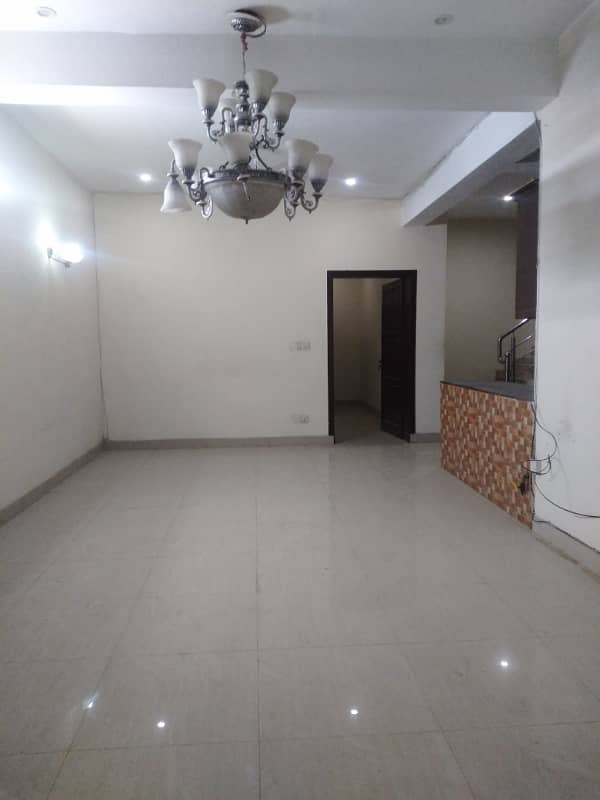 10 marla open basement available for rent bahria town phase 4 0