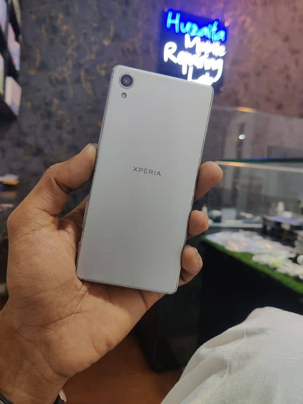 Sony Xperia x (64gb) 0