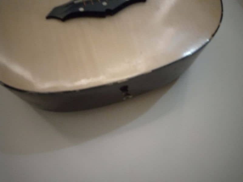 Guitar (Diamond company) 2