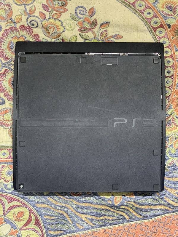 PS3 slim 320gb jailbreak with 1 original controller,all accessories 3