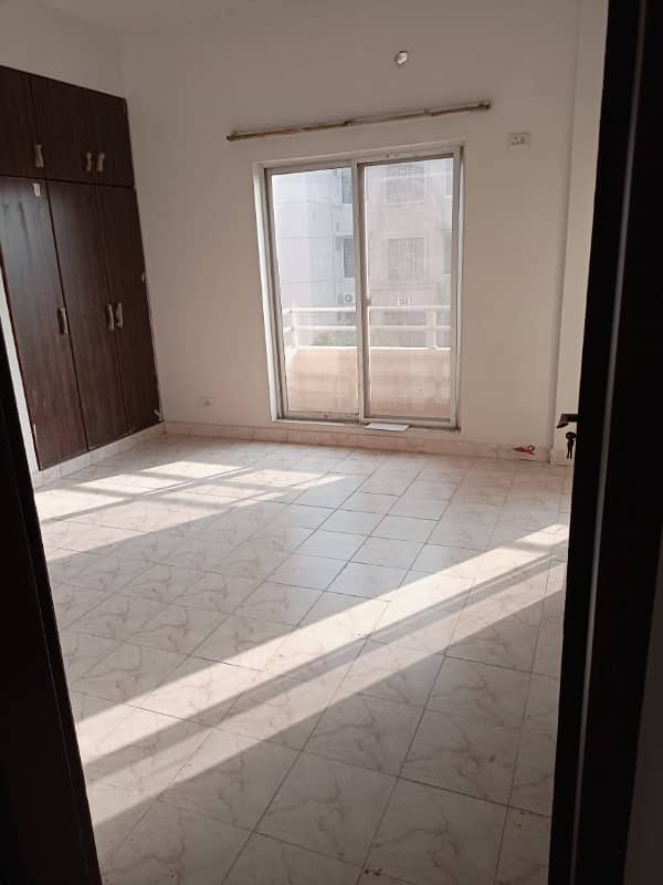 5 Marla Modern Apartment for Rent in Askari 11, Sector C Lahore! 11