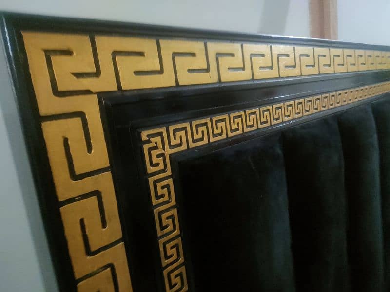 Double bed golden black with poshish 5