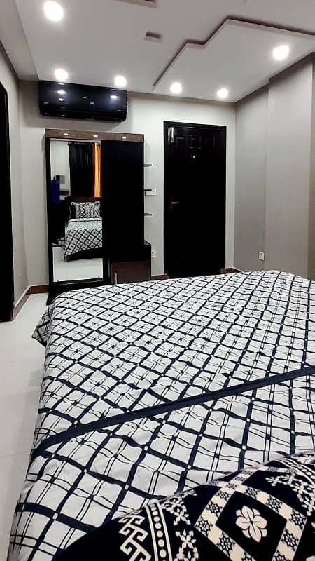 Luxury Studio/1 BHK/2 BHK available on daily basis 10