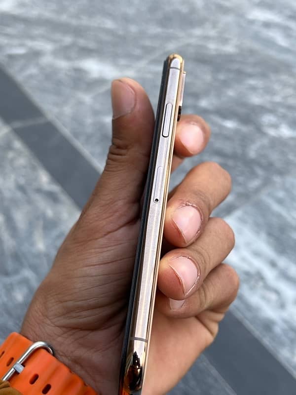 iphone XS FU 1