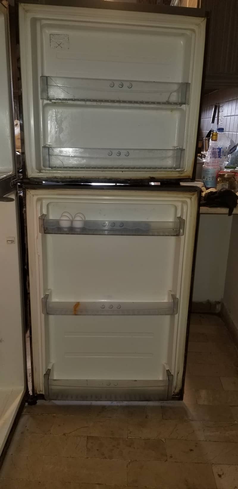 Selling Haier Refrigerator 4