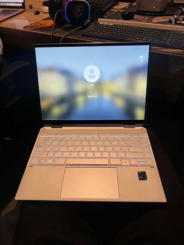 HP spectre x360 i7 11 gen 0