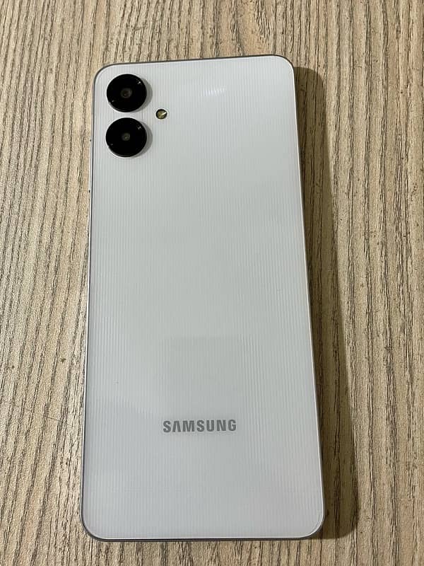 Samsung A06 4/64GB New 1 week used 2