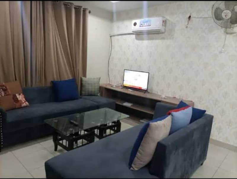 Two bedroom phr day Short Time flats available Bahria Twon 1