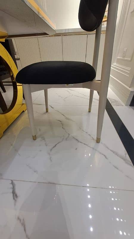 dining chairs golden Black n beige 5