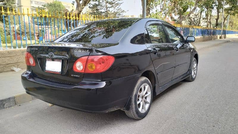 Toyota Corolla SE Saloon 2004 2