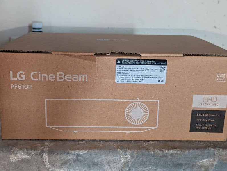 LG Cine Beam PF610P 6