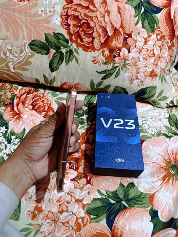 Vivo V23 5g  12/256 7