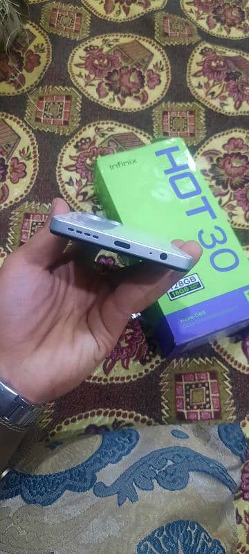 infinix hot30 8+8 128gb memory with Box 1