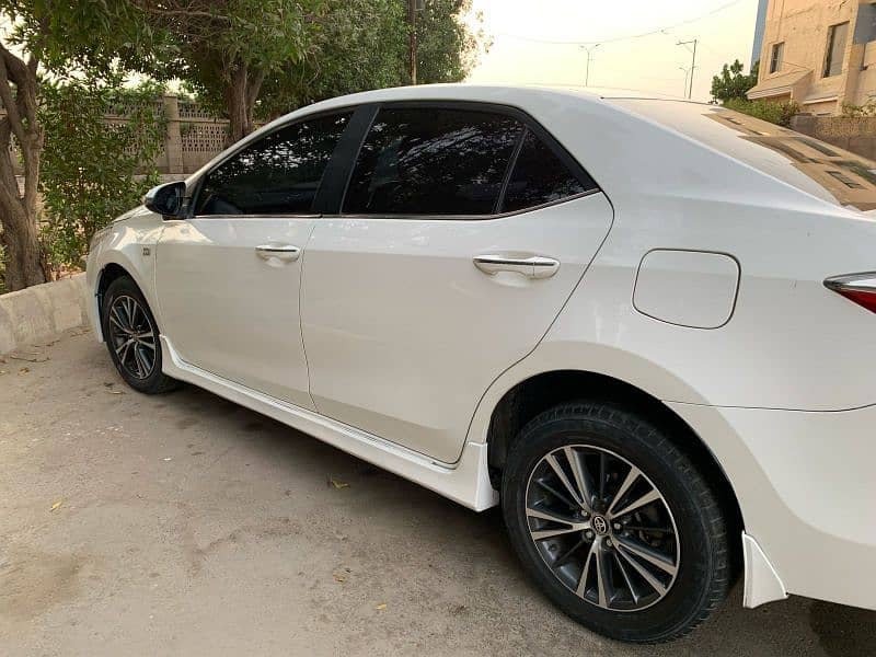 Toyota Corolla Grande 2018 Contact_0331-3658724. 8