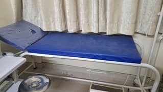 Patient bed/couch for clinic