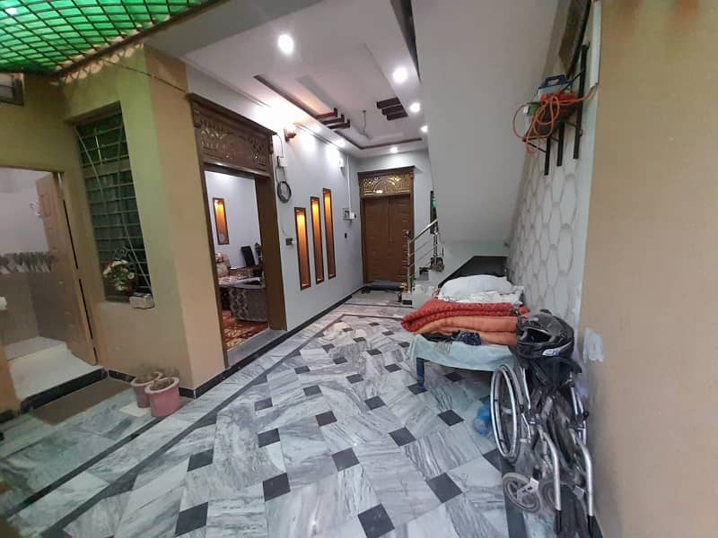 Spacious 4.5 Marla House Available For Sale In Gulshan-e-Iqbal 26