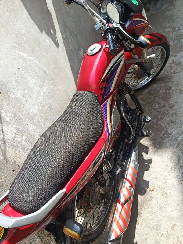 Honda CG 125 exchange possible Suzuki pridor Yamaha ybz dx 1