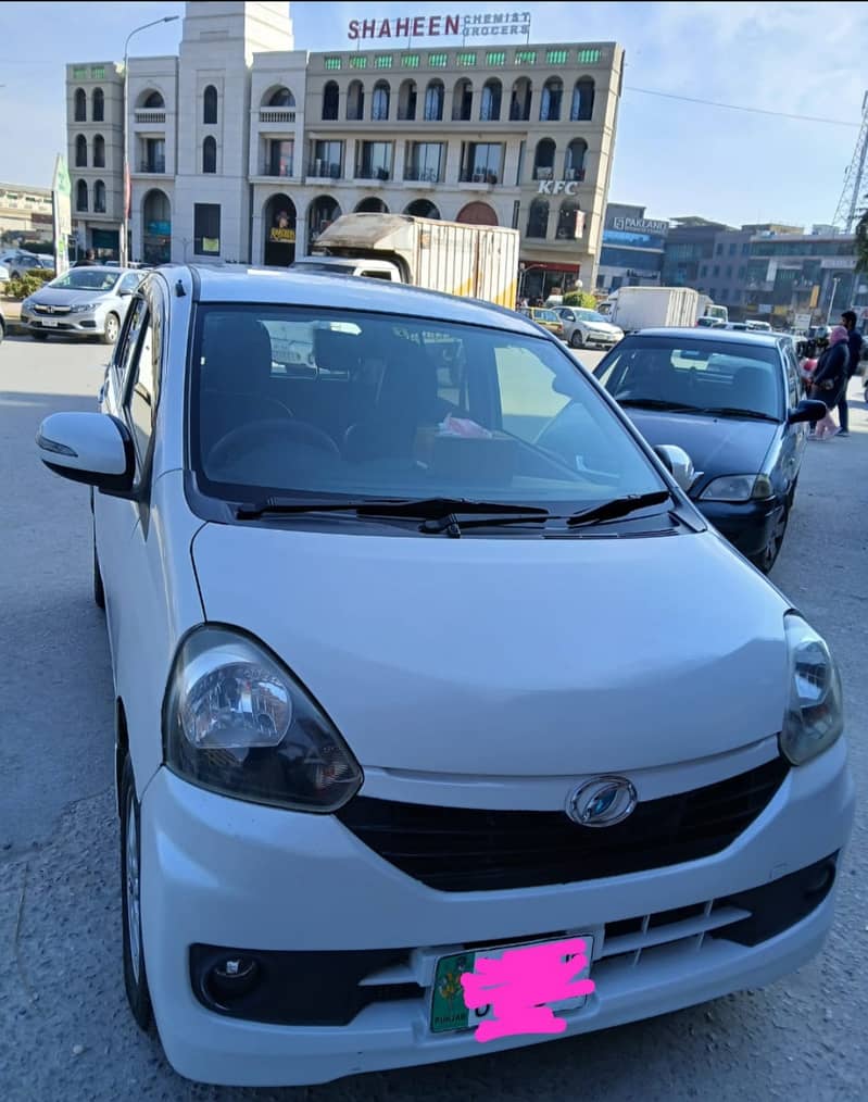 Daihatsu Mira 2016 0