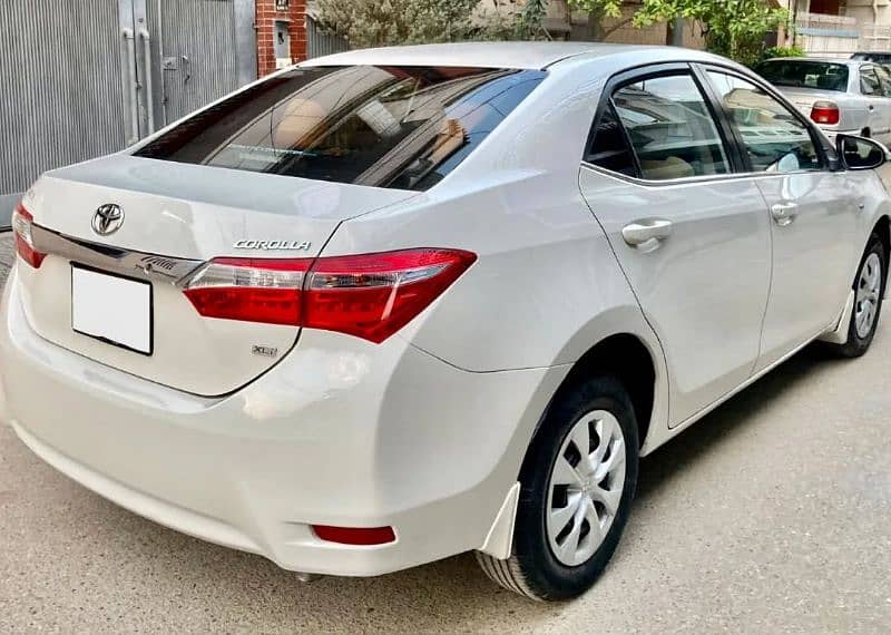 Toyota Corolla XLI 2016 Automatic 3