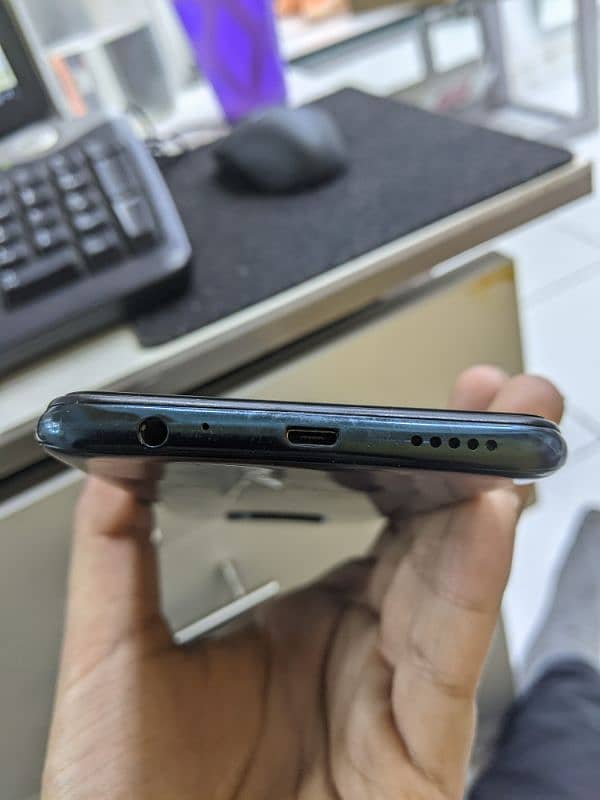 Infinix Note 7 with Box Charger 2