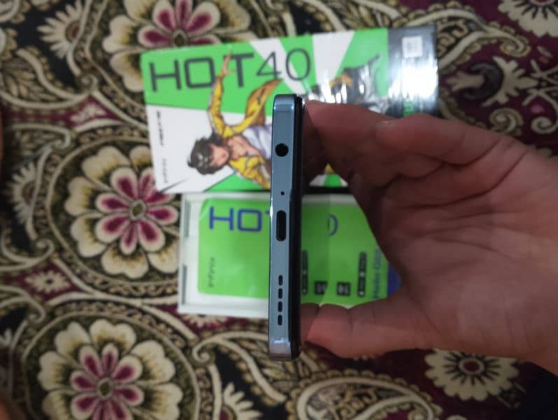 infinix hot 40 8+8Gb 256Gb complete box 9