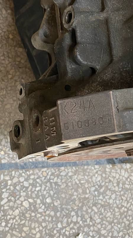 Honda K24 A engine (head Assembley) Japanese import for sale 4