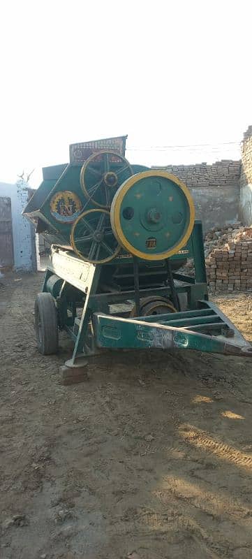 Adibiya thresher Model 2000 10