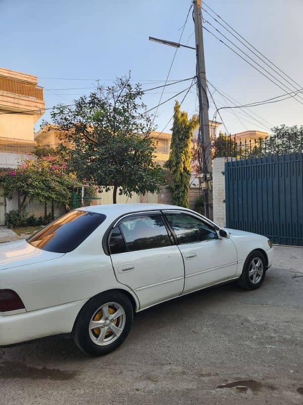 Toyota Corolla 2.0 D 1992 5