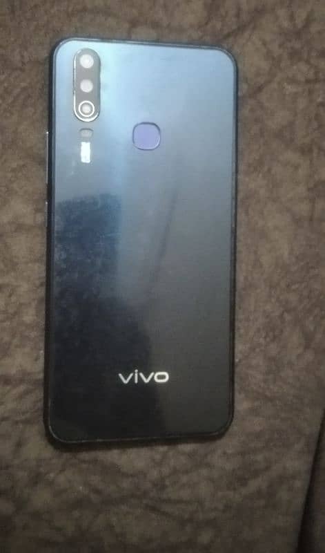 Vivo y15. all okay battery timing good condition 10/ 8 2