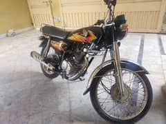 beautiful bike Honda 125 cc 20/21