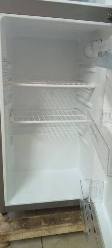 Used Fridge 3