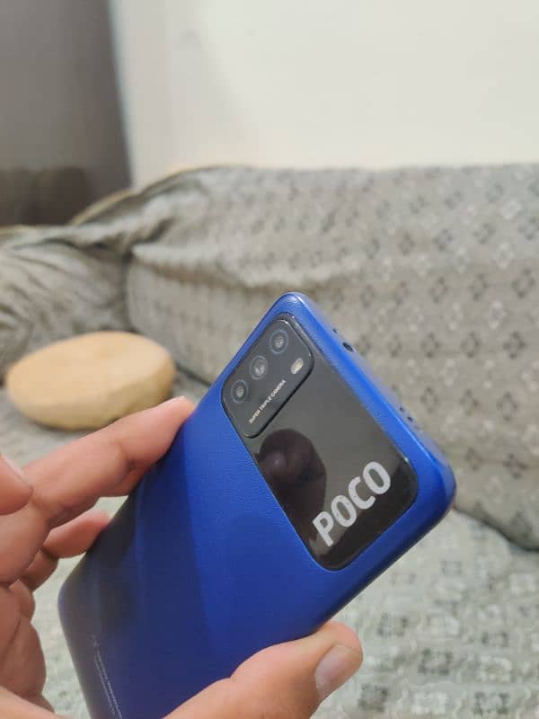 Xiaomi POCO M3   4+2/128 2