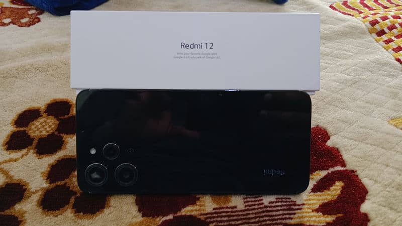 Redmi 12 10 by 10 (8/128 gb 12