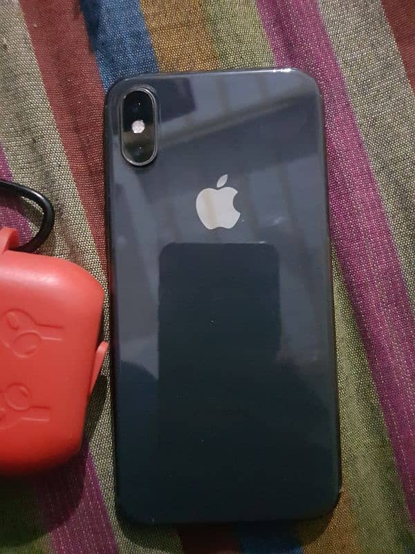 iphone xs . . serious buyer contact karen WhatsApp 03120347577 0