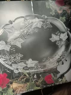 beautiful round shape dish for sale