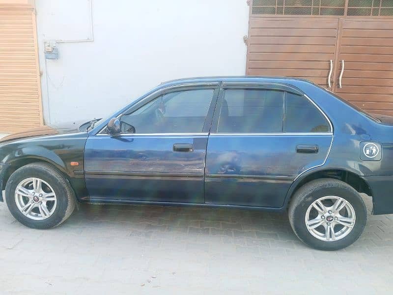 Honda Civic EXi 2003 4