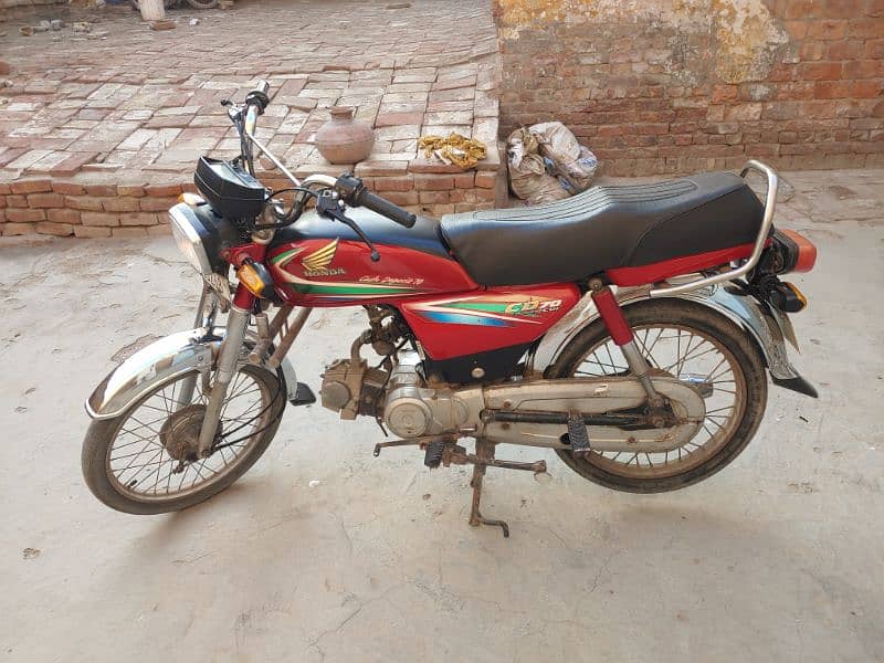 Honda CD 70 2016 model 6