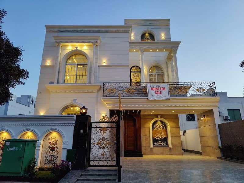 A Perfect House Awaits You In Bahria Town - Sector C Lahore 0