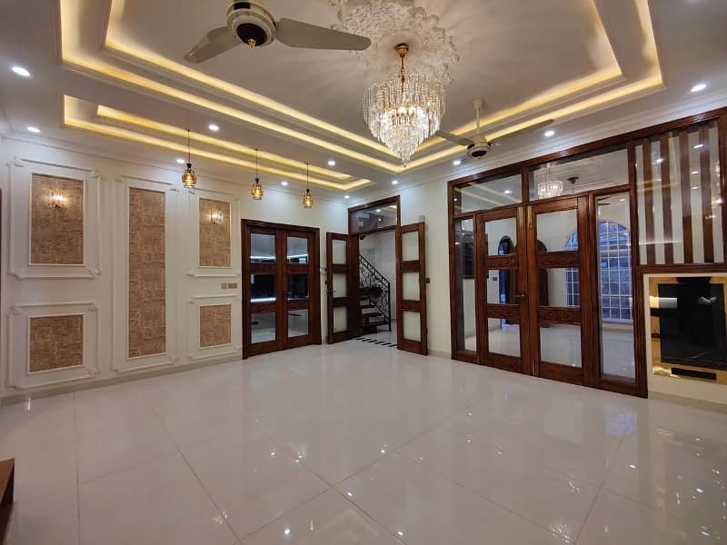 A Perfect House Awaits You In Bahria Town - Sector C Lahore 4