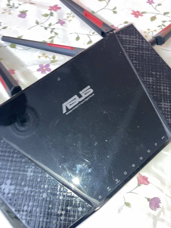 ASUS WIRELESS AC3200 tri-band Gigabit Router 5