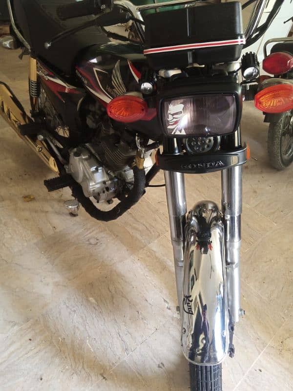 Honda 125 2017 model 5