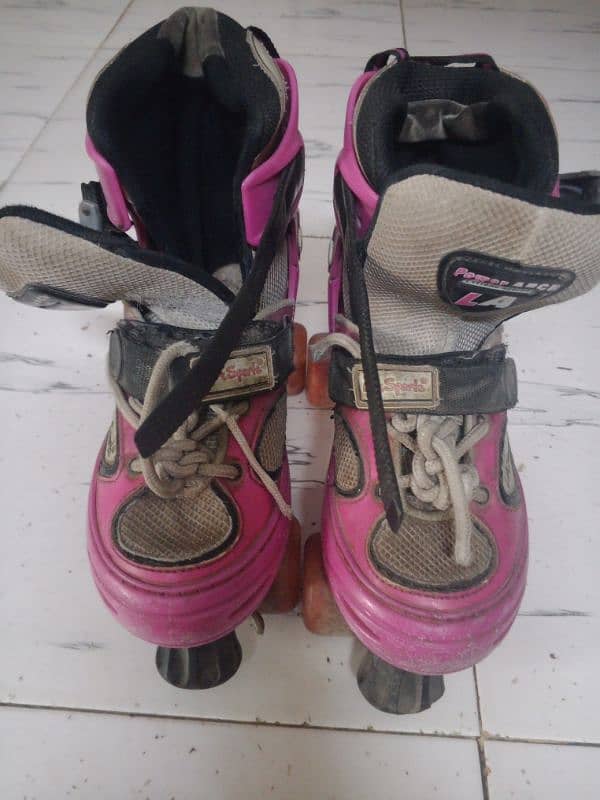 used skates shoes 2