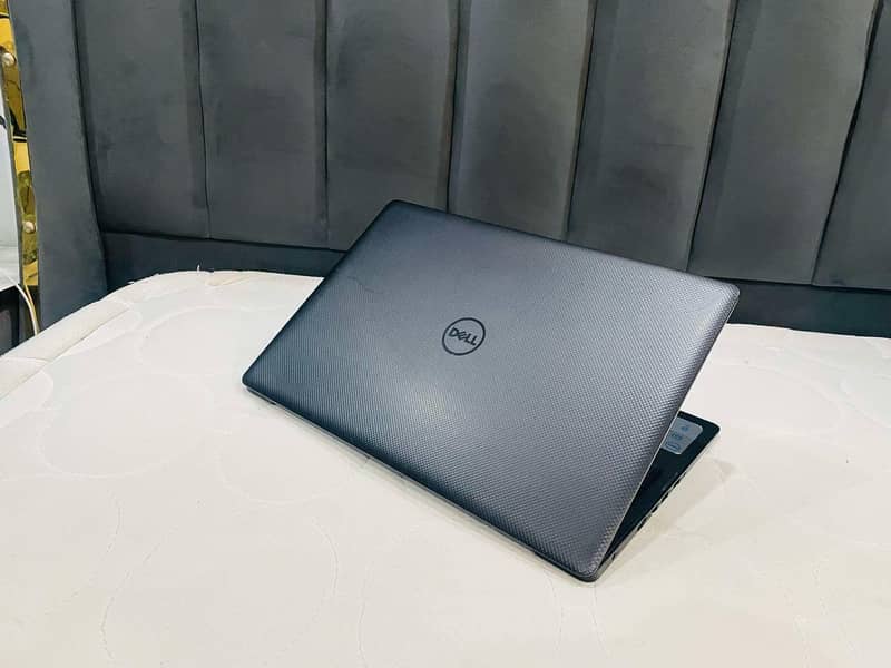 Dell Vostro 10th Gen C-i7 Dual Graphice 2GB: 1