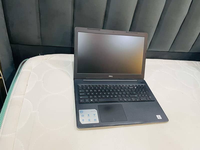 Dell Vostro 10th Gen C-i7 Dual Graphice 2GB: 4